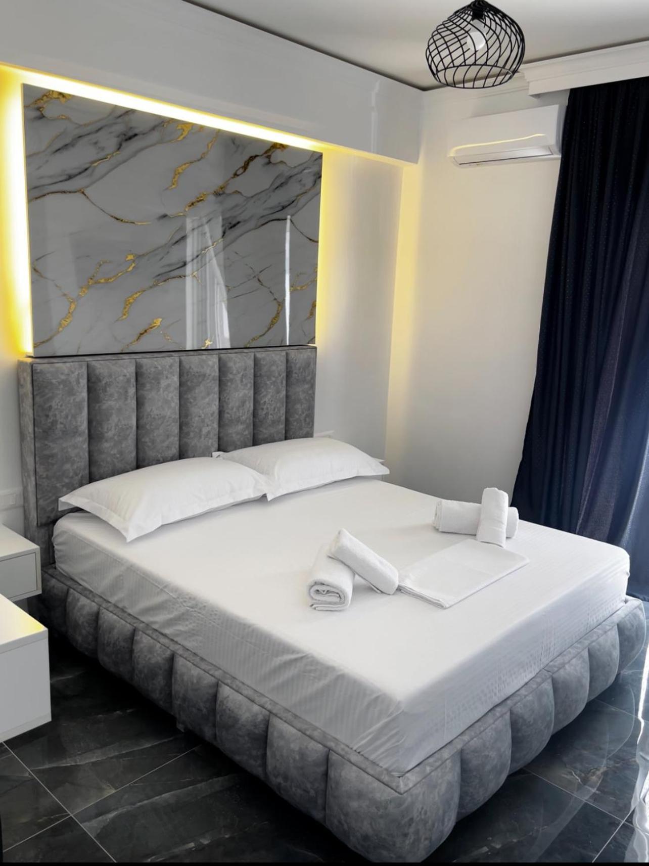 Noya Suites Sr Sarandë Buitenkant foto