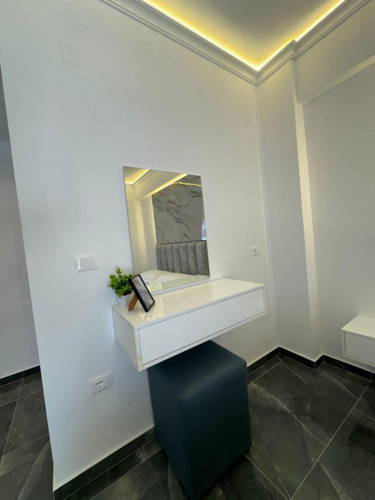 Noya Suites Sr Sarandë Buitenkant foto