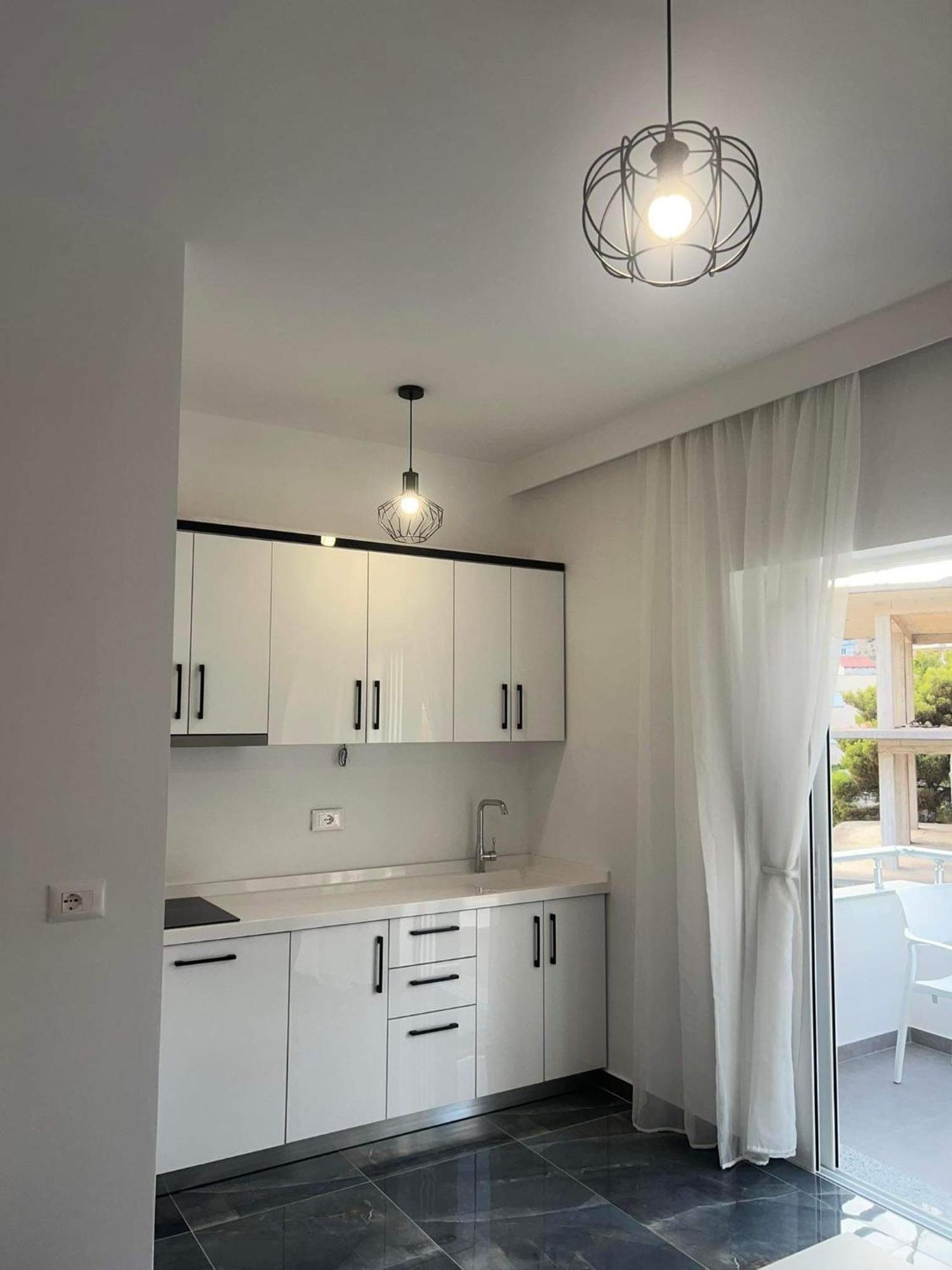 Noya Suites Sr Sarandë Buitenkant foto